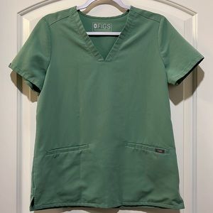 Jade FIGS Casma three pocket scrub top